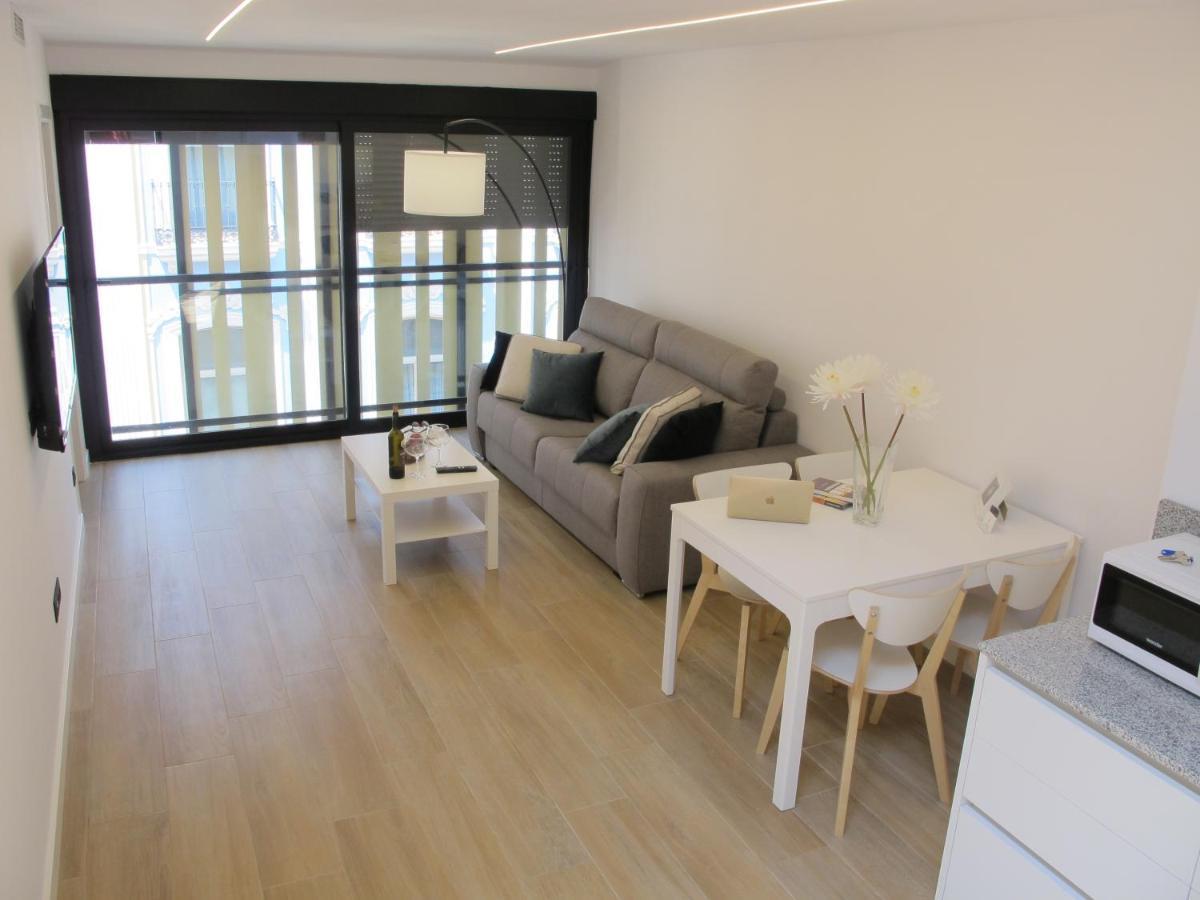Apartamentos Romero Аликанте Екстериор снимка
