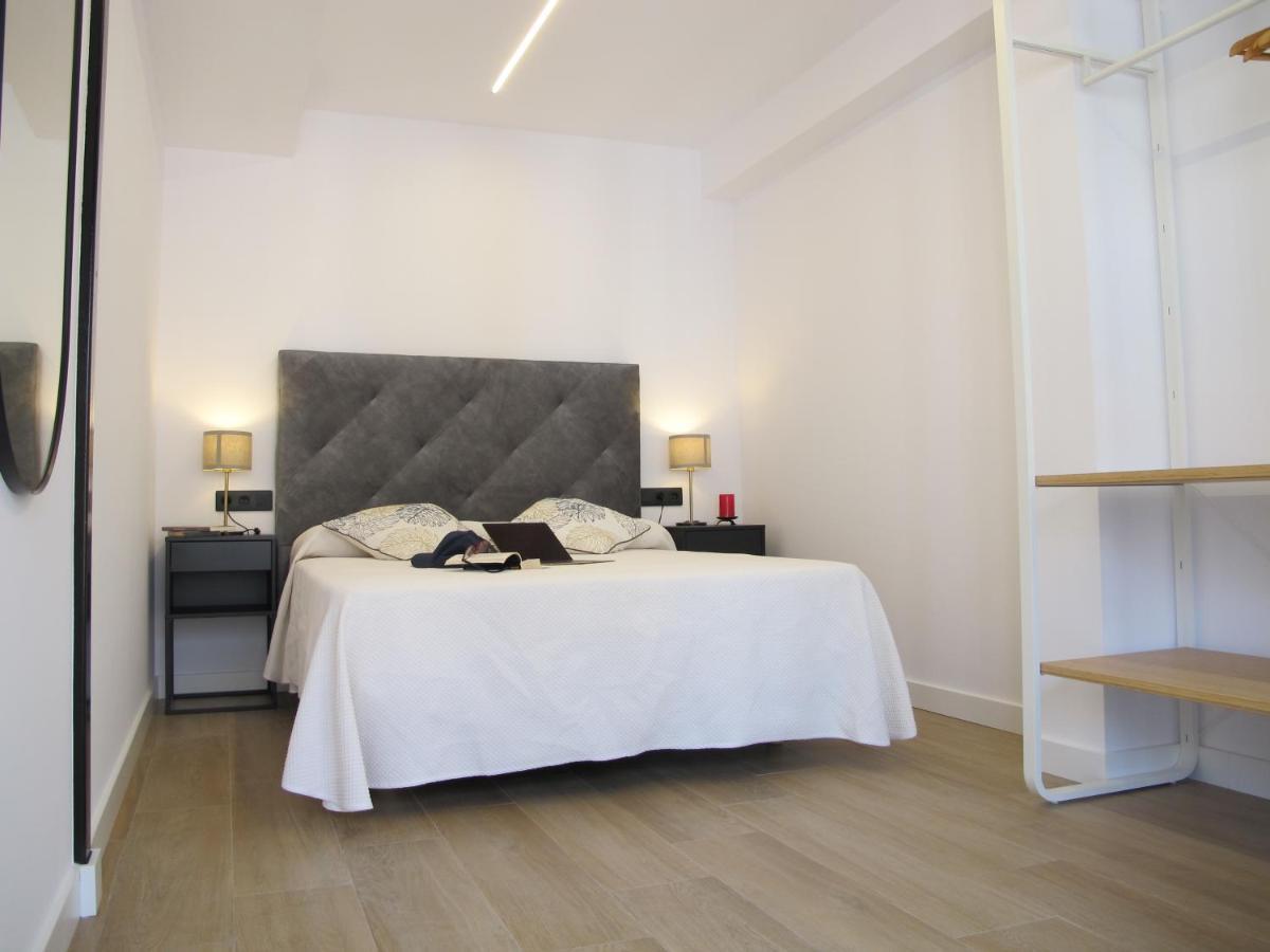 Apartamentos Romero Аликанте Екстериор снимка