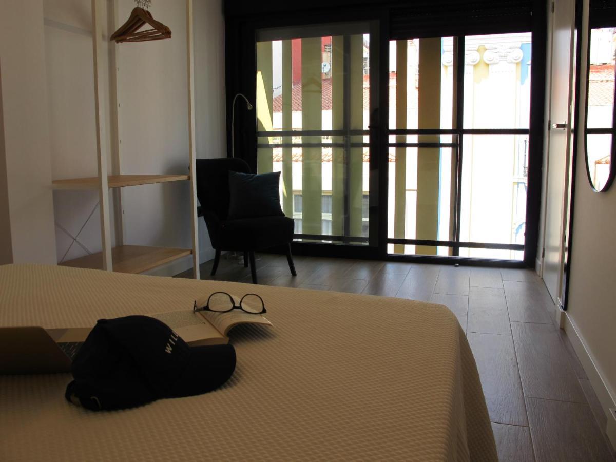 Apartamentos Romero Аликанте Екстериор снимка